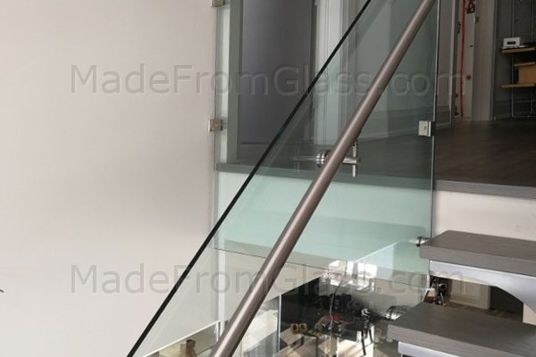 Glass Railings with Side Hand Rail